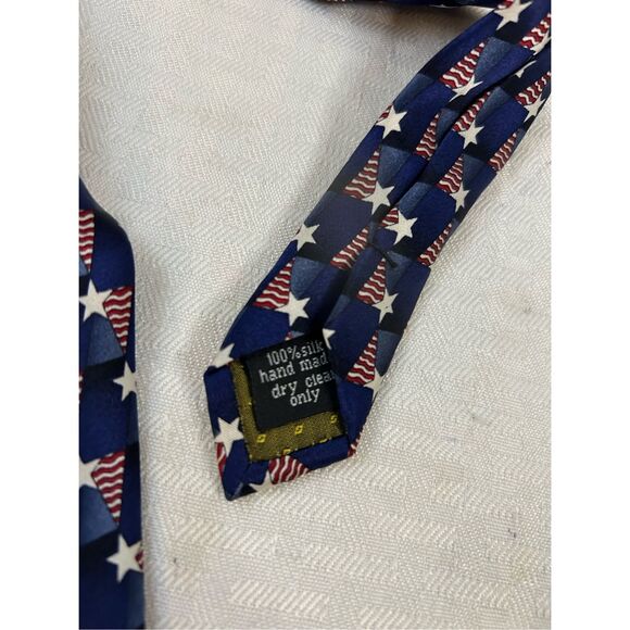 Stonehenge silk tie Flag Stars Stripes - Picture 6 of 7